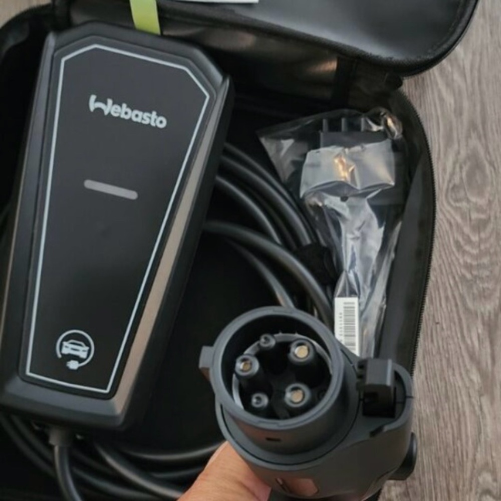 Mercedes Benz EV Charger LEVEL 2 !! FAST !! 2024, Work Any EV In USA PORTABLE